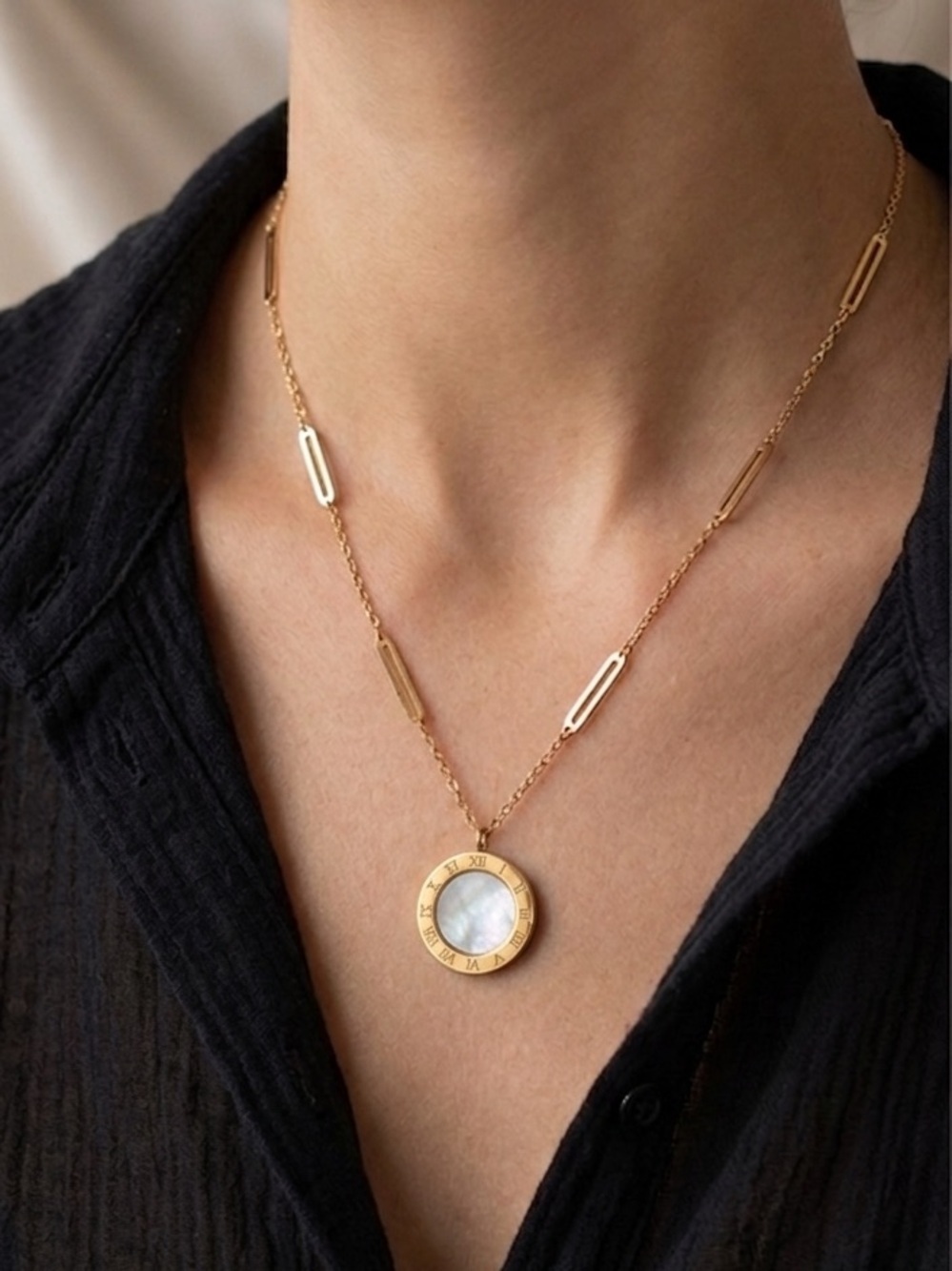 18K Gold Plated Mother of Pearl Necklace Set Stainless Steel Reversible Onyx